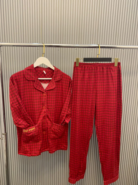 Adult pyjamas